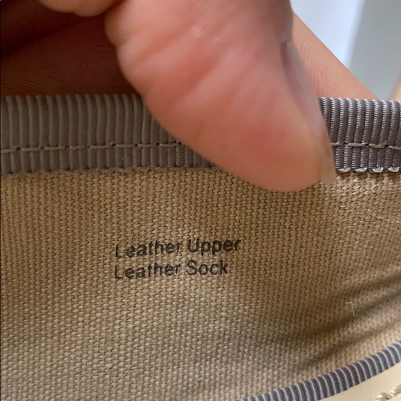 Saks Fifth Avenue Vero Cuoio Shoes - Picture 9 of 9